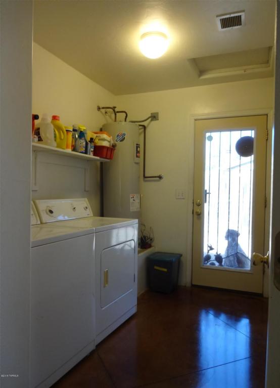 417 E Geronimo Bluff Loop, Tucson, AZ 85705 photo 17