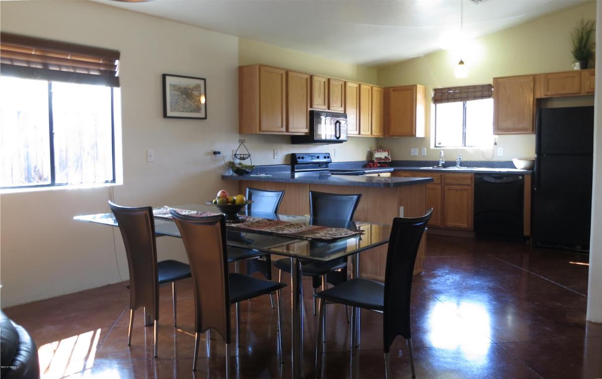417 E Geronimo Bluff Loop, Tucson, AZ 85705 photo 7