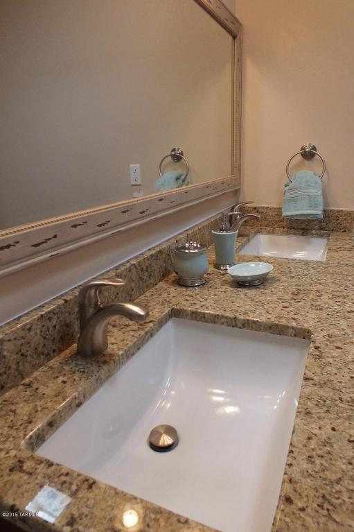 9035 E Saddleback Dr, Tucson, AZ 85749 photo 18