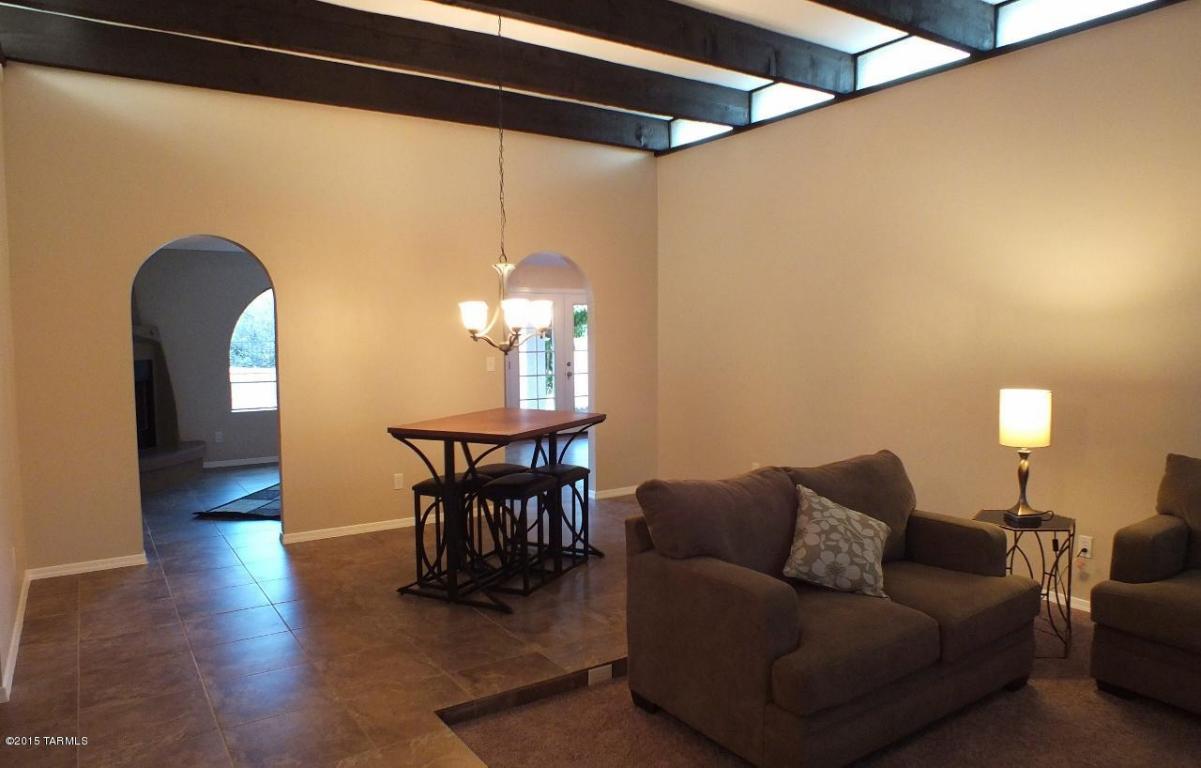 9035 E Saddleback Dr, Tucson, AZ 85749 photo 5