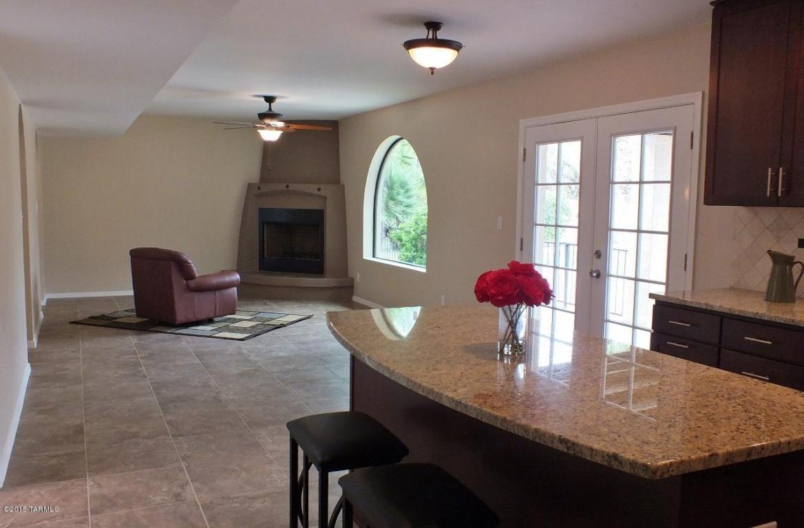 9035 E Saddleback Dr, Tucson, AZ 85749 photo 11