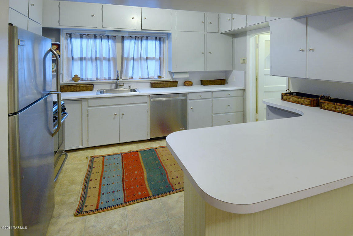 2434 E 3rd St, Tucson, AZ 85719 photo 7