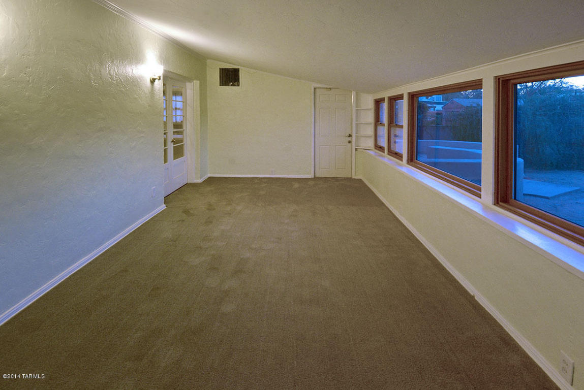 2434 E 3rd St, Tucson, AZ 85719 photo 17