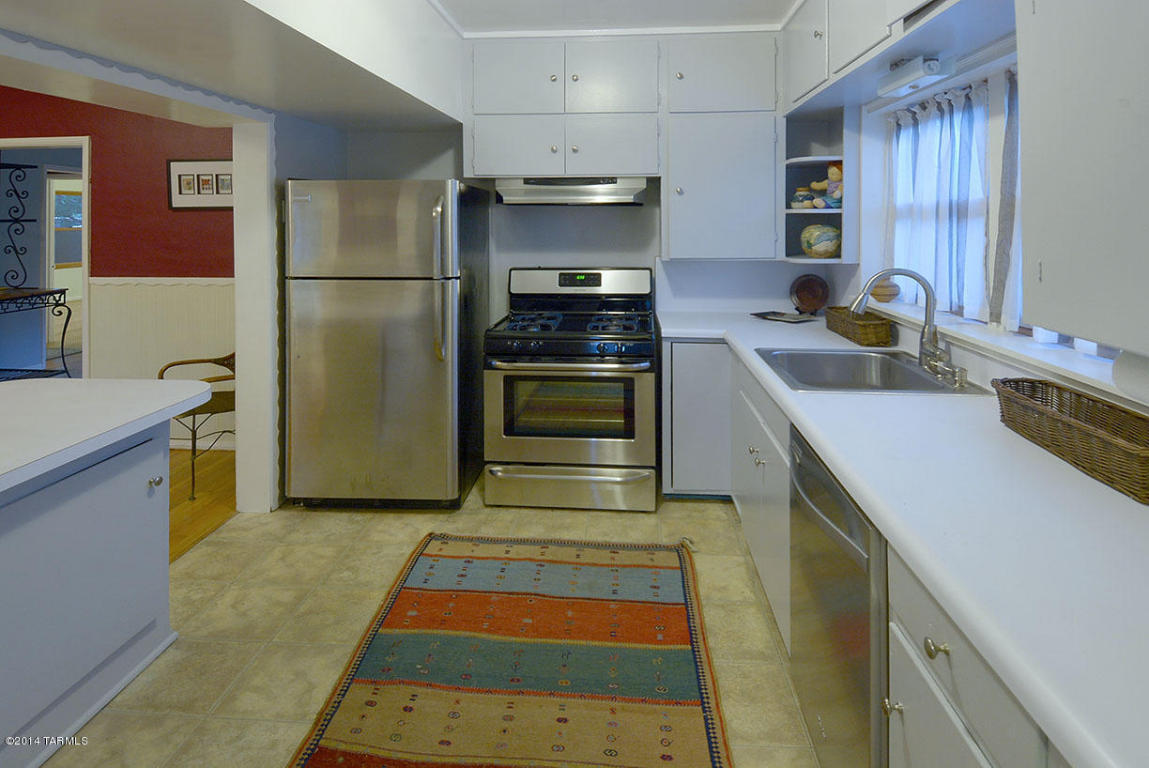 2434 E 3rd St, Tucson, AZ 85719 photo 8