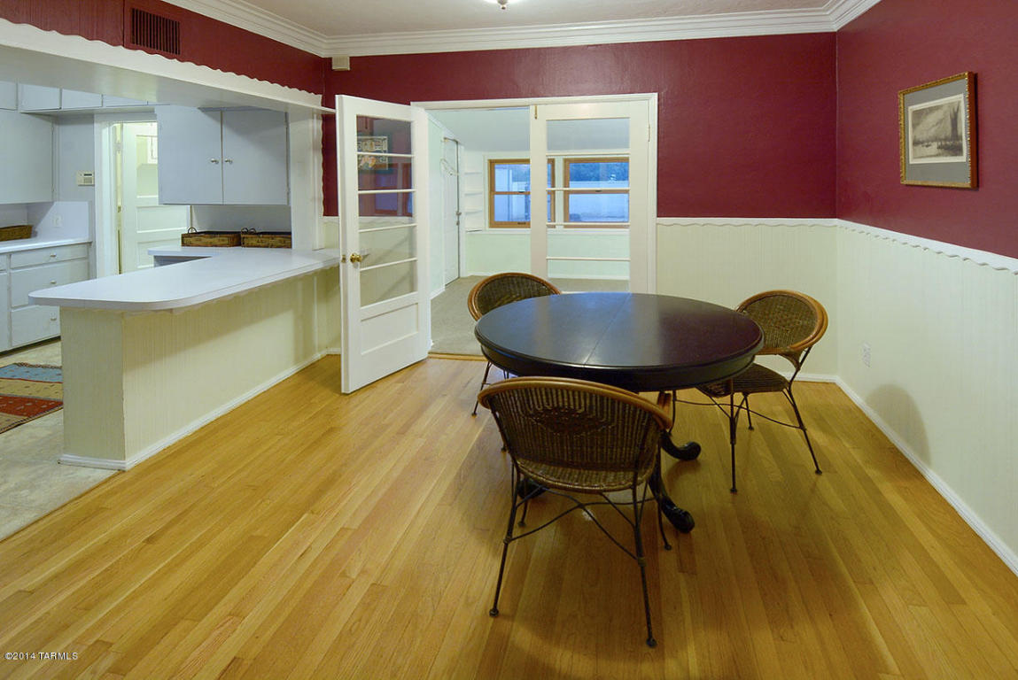 2434 E 3rd St, Tucson, AZ 85719 photo 5