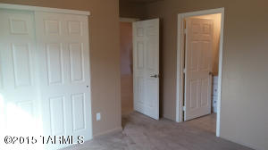 5402 E 26th St, Tucson, AZ 85711 photo 9