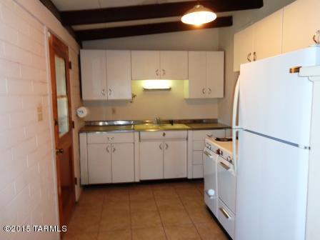 5672 E 30th St, Tucson, AZ 85711 photo 4