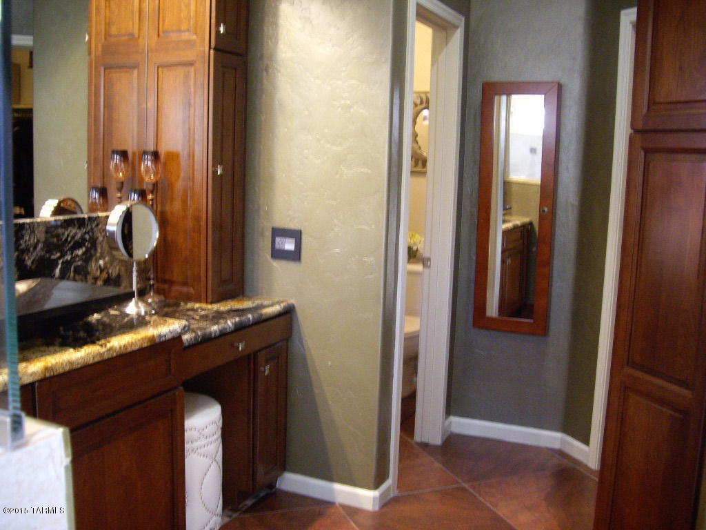 7864 E Solace Pl, Tucson, AZ 85750 photo 10