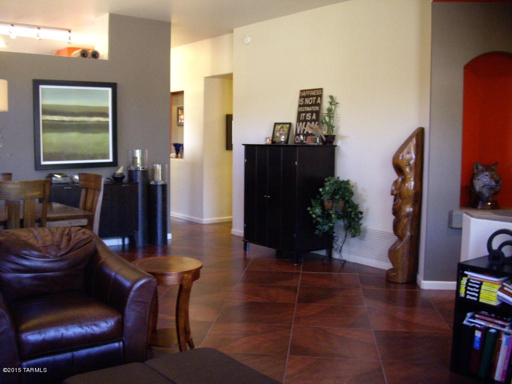 7864 E Solace Pl, Tucson, AZ 85750 photo 3