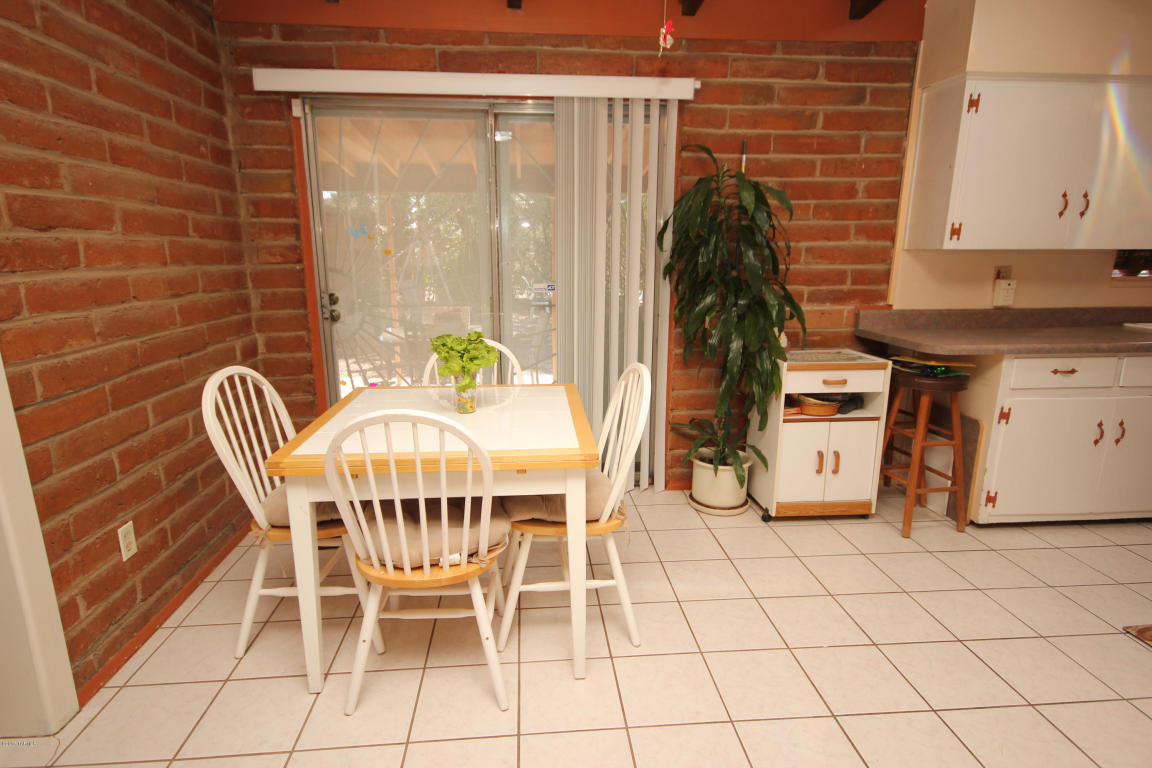 5612 E Spring St, Tucson, AZ 85712 photo 5