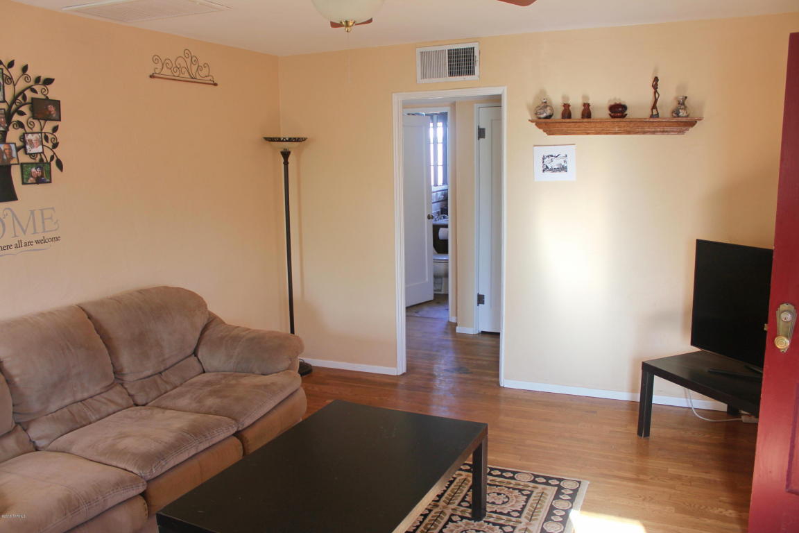 949 Edison St, Tucson, AZ 85719 photo 3
