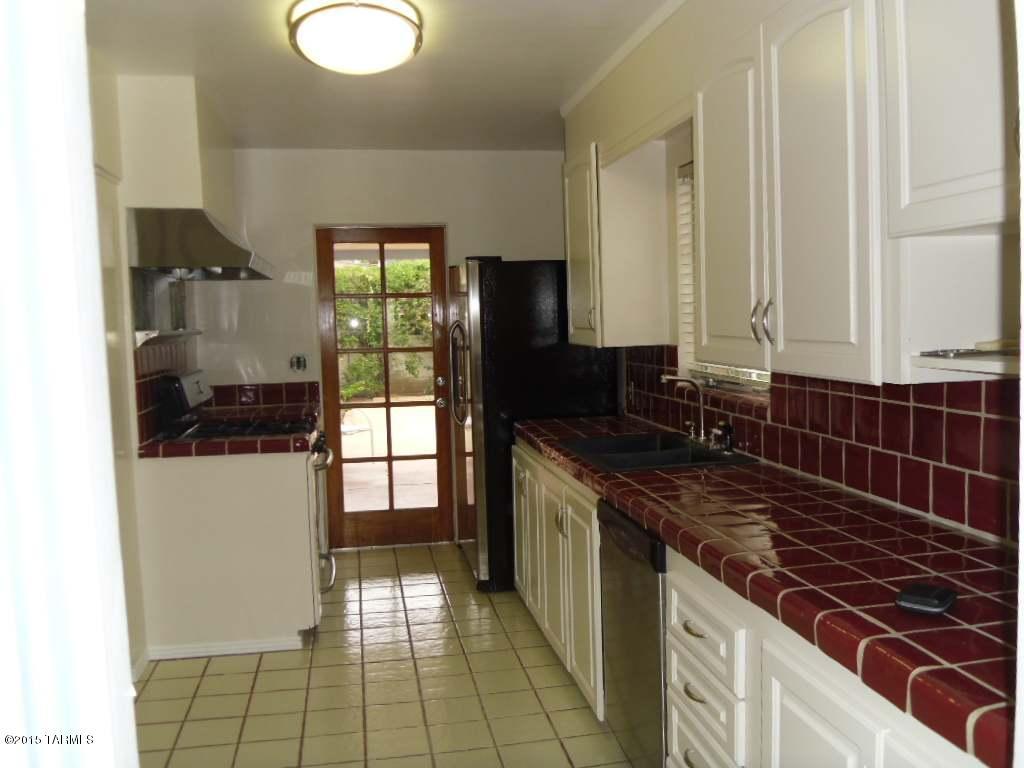 2802 Exeter St, Tucson, AZ 85716 photo 8