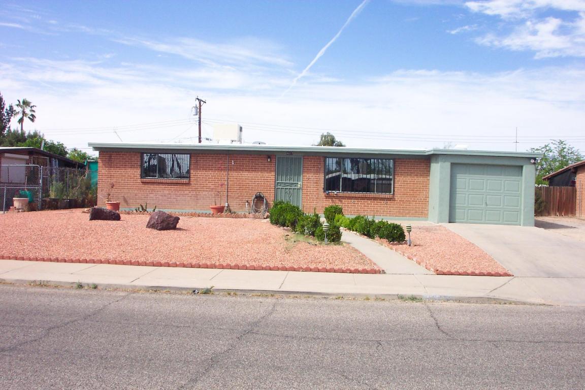 4817 E Andrew St, Tucson, AZ 85711 photo 2