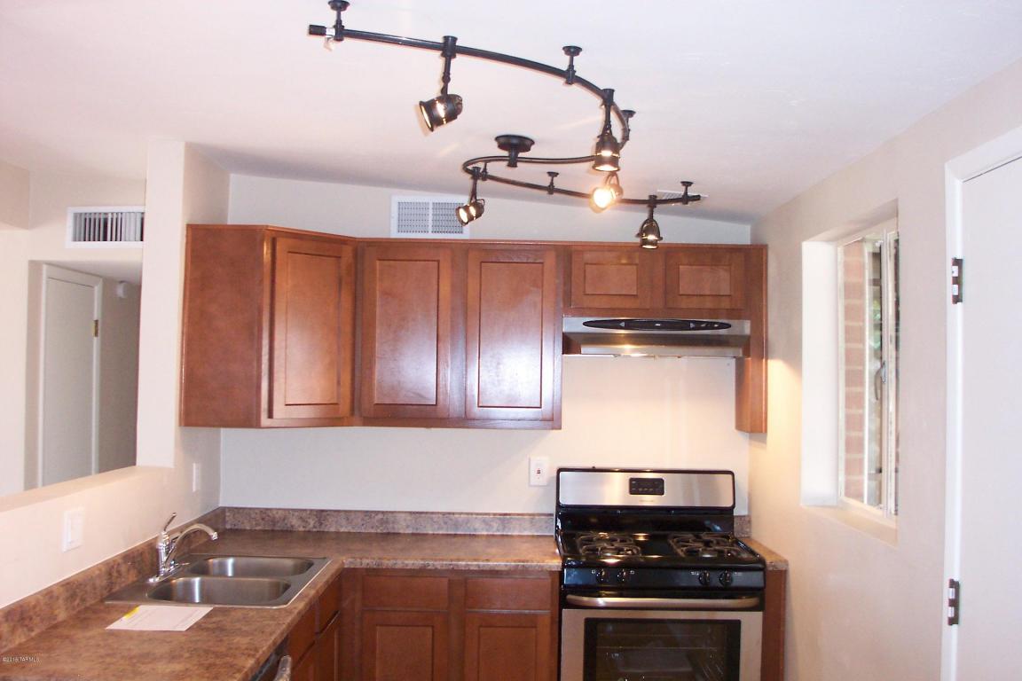 4817 E Andrew St, Tucson, AZ 85711 photo 8