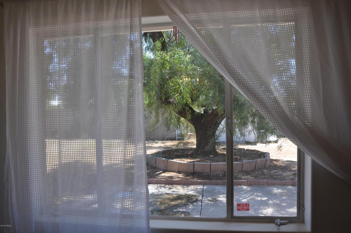 818 E Sequoyah St, Tucson, AZ 85719 photo 4