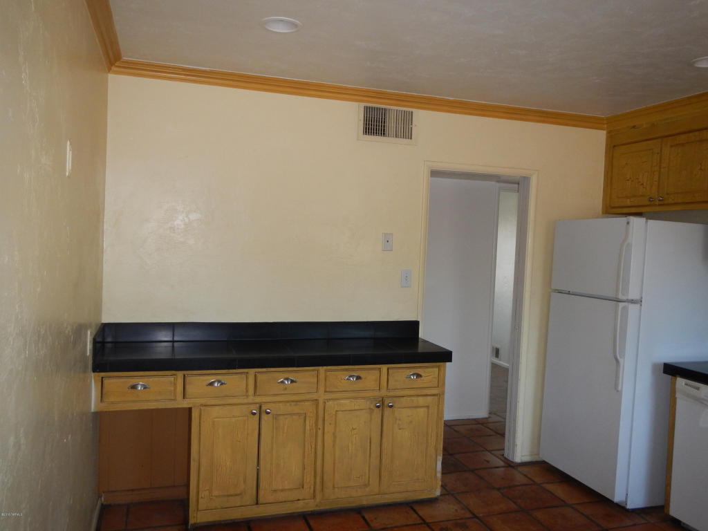 6602 E 12th St, Tucson, AZ 85710 photo 8