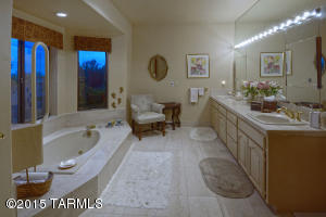 3200 E Crest Shadows Dr, Tucson, AZ 85718 photo 11