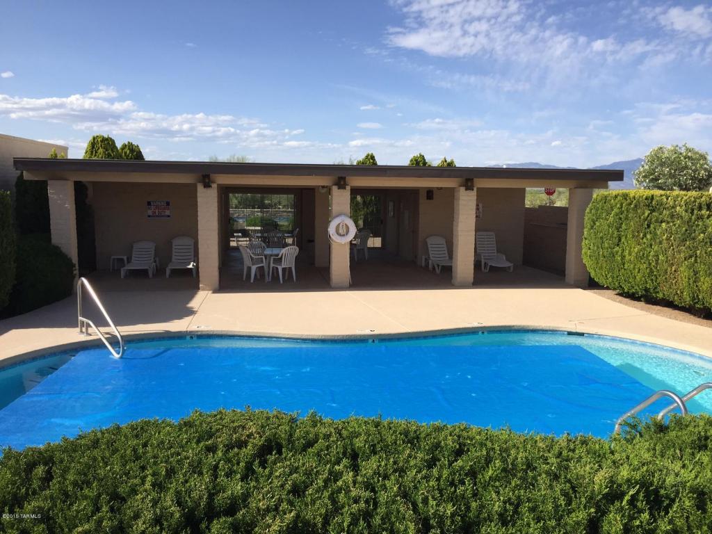 661 E Savannah St, Vail, AZ 85641 photo 3