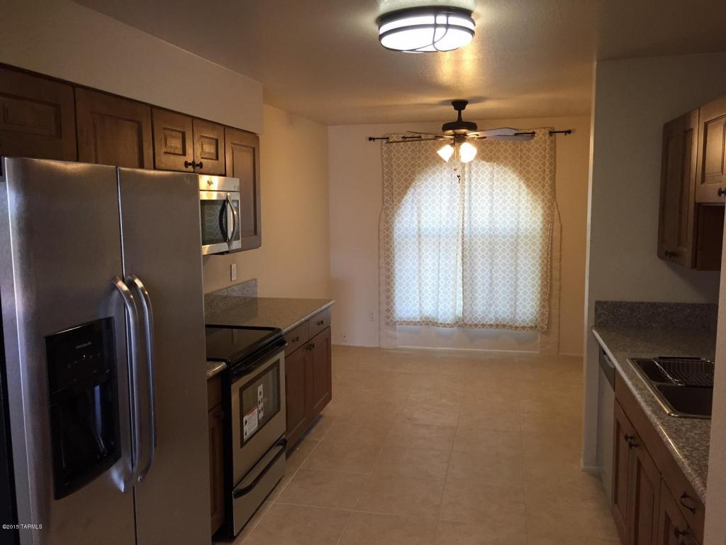 661 E Savannah St, Vail, AZ 85641 photo 6