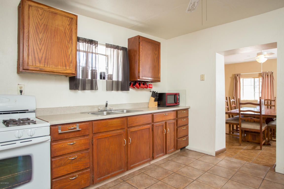 409 E 34th St, Tucson, AZ 85713 photo 10