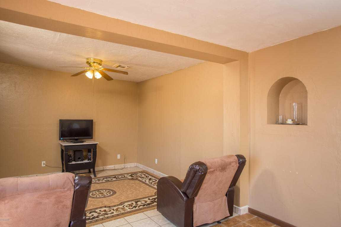 409 E 34th St, Tucson, AZ 85713 photo 6