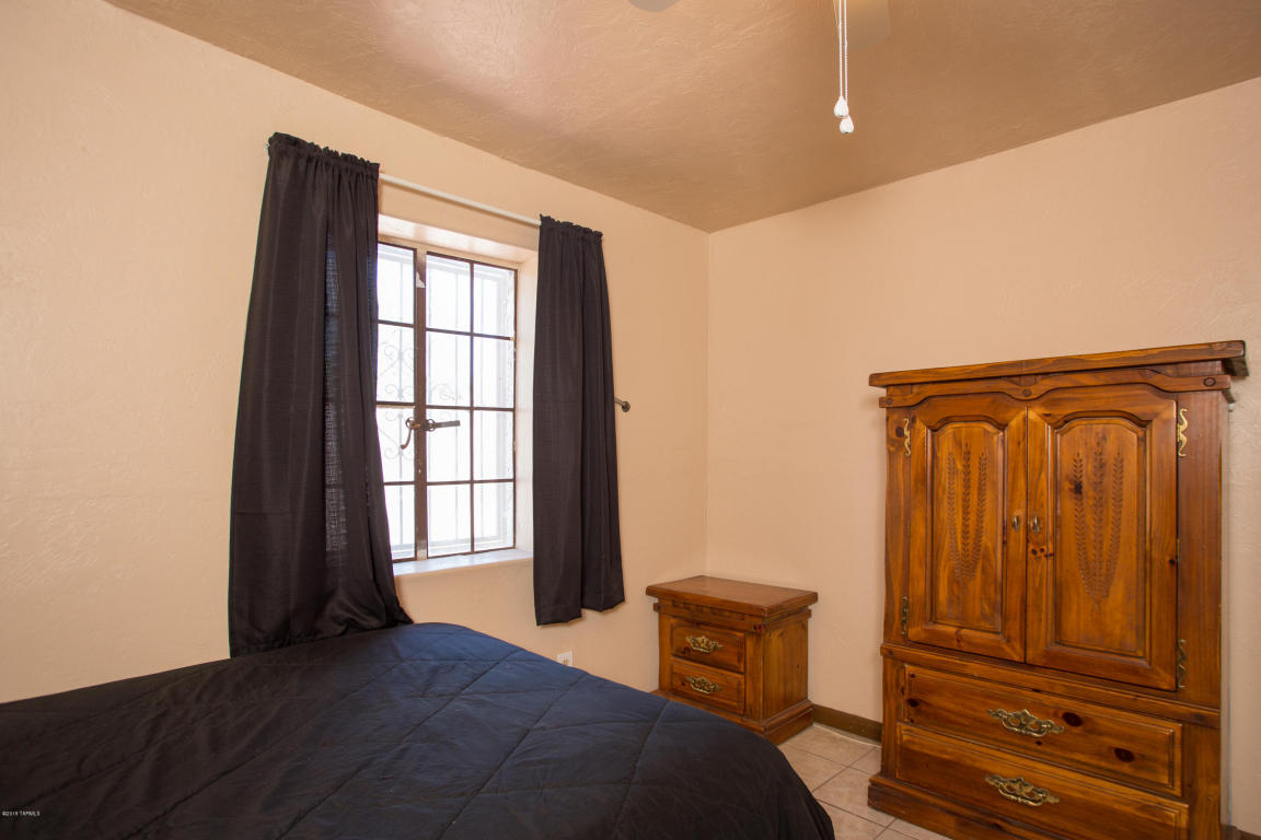 409 E 34th St, Tucson, AZ 85713 photo 14