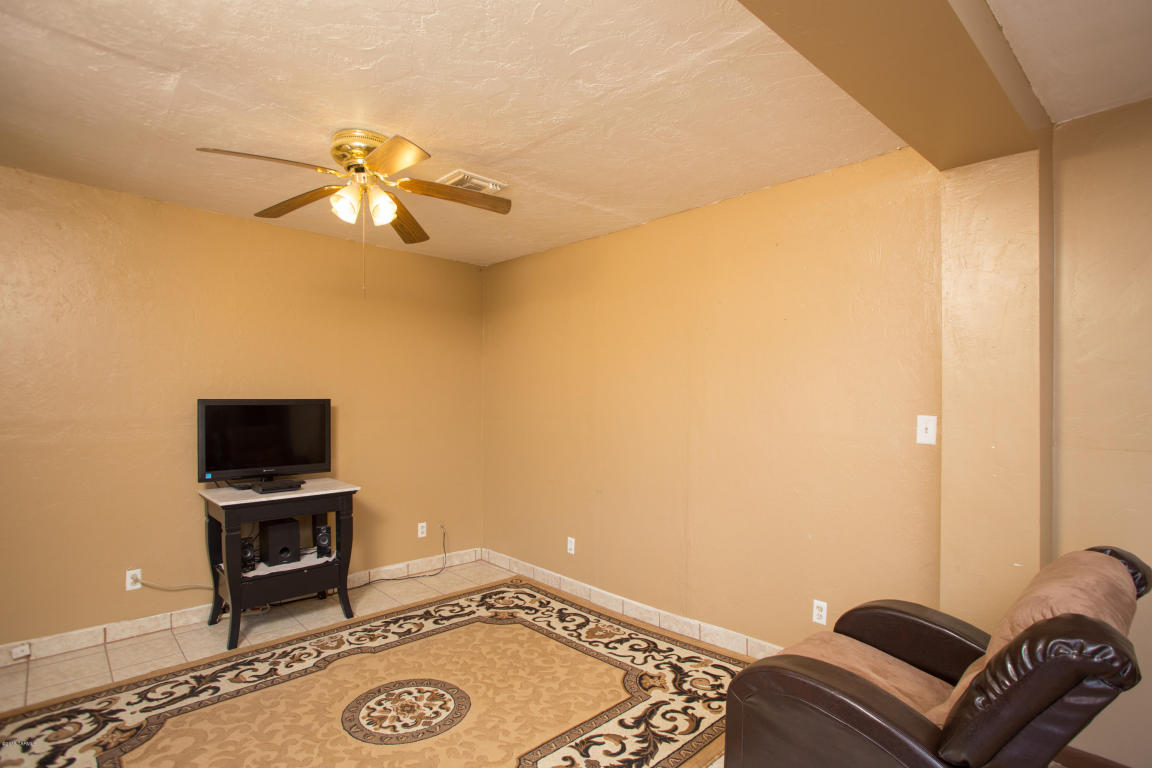 409 E 34th St, Tucson, AZ 85713 photo 5