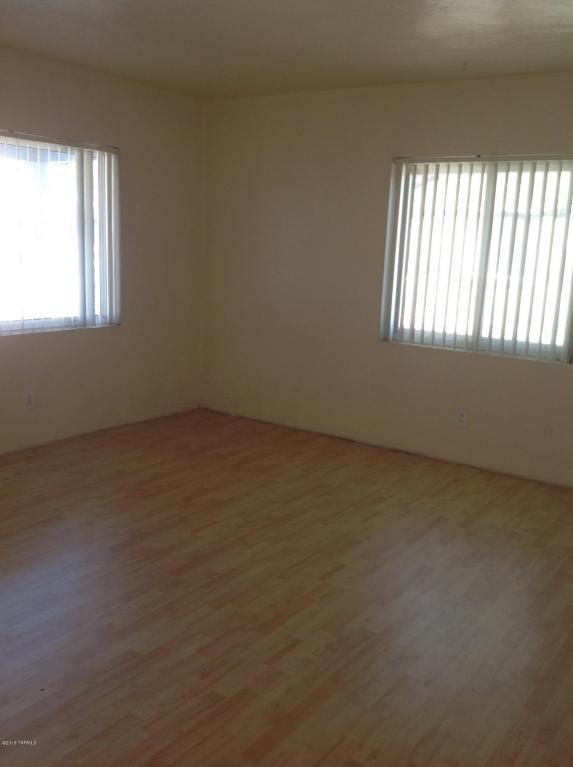 520 E Jacinto St, Tucson, AZ 85705 photo 2