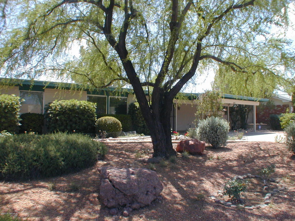 6840 E 4th St, Tucson, AZ 85710 photo 1