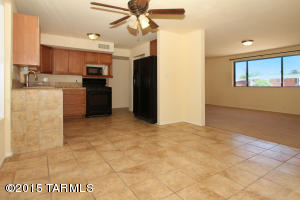 7350 E Montecito Dr, Tucson, AZ 85710 photo 7