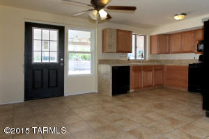 7350 E Montecito Dr, Tucson, AZ 85710 photo 6