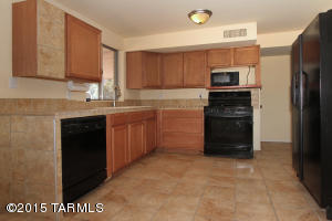 7350 E Montecito Dr, Tucson, AZ 85710 photo 8