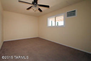 7350 E Montecito Dr, Tucson, AZ 85710 photo 9