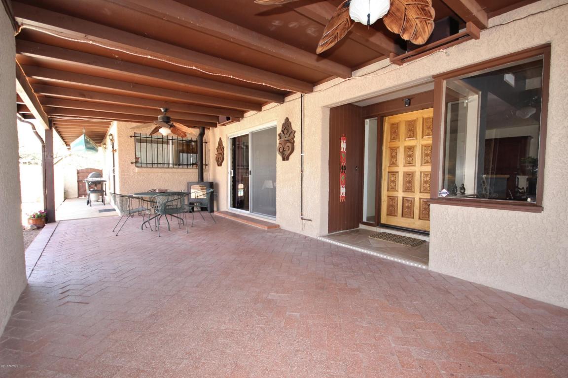 8240 E Rawhide Trl, Tucson, AZ 85750 photo 3
