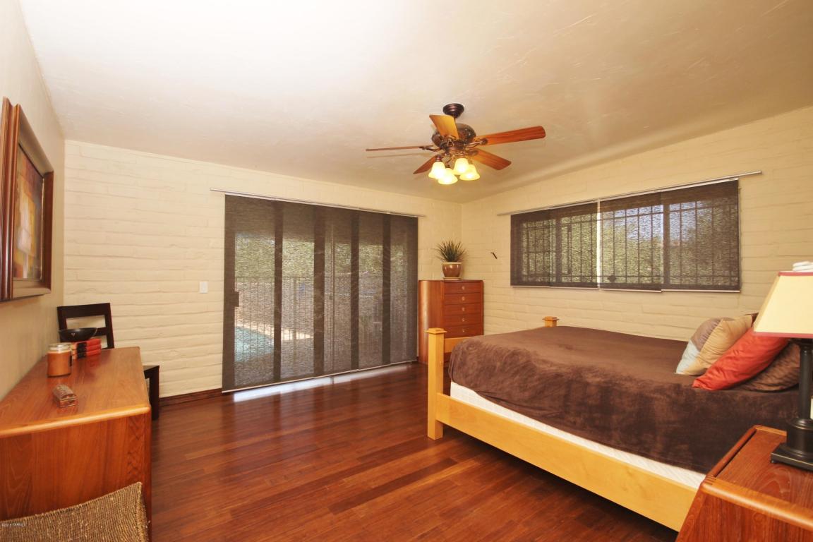 8240 E Rawhide Trl, Tucson, AZ 85750 photo 15