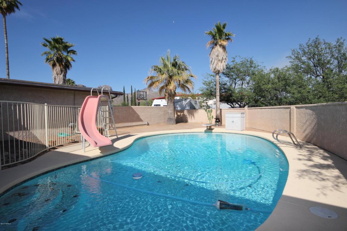 8240 E Rawhide Trl, Tucson, AZ 85750 photo 12