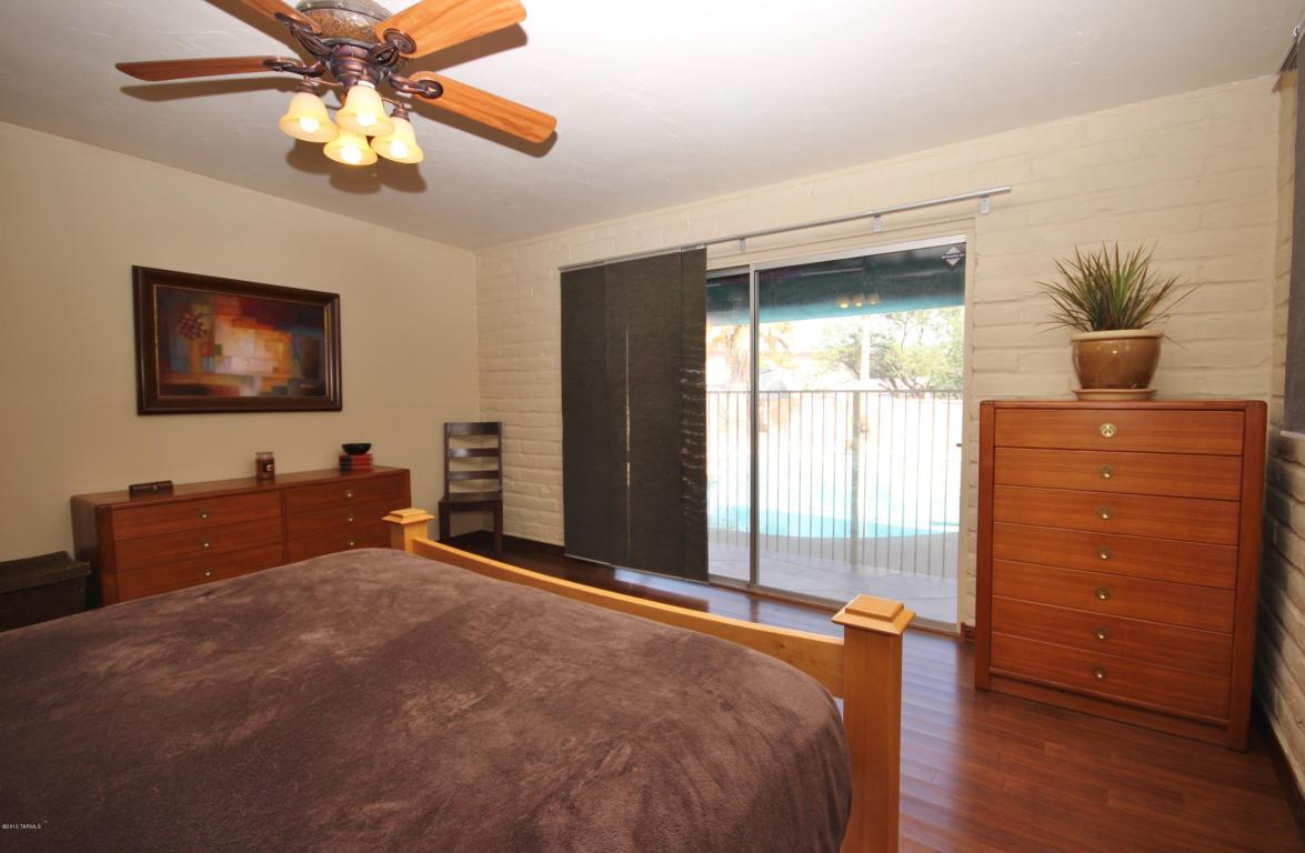 8240 E Rawhide Trl, Tucson, AZ 85750 photo 16
