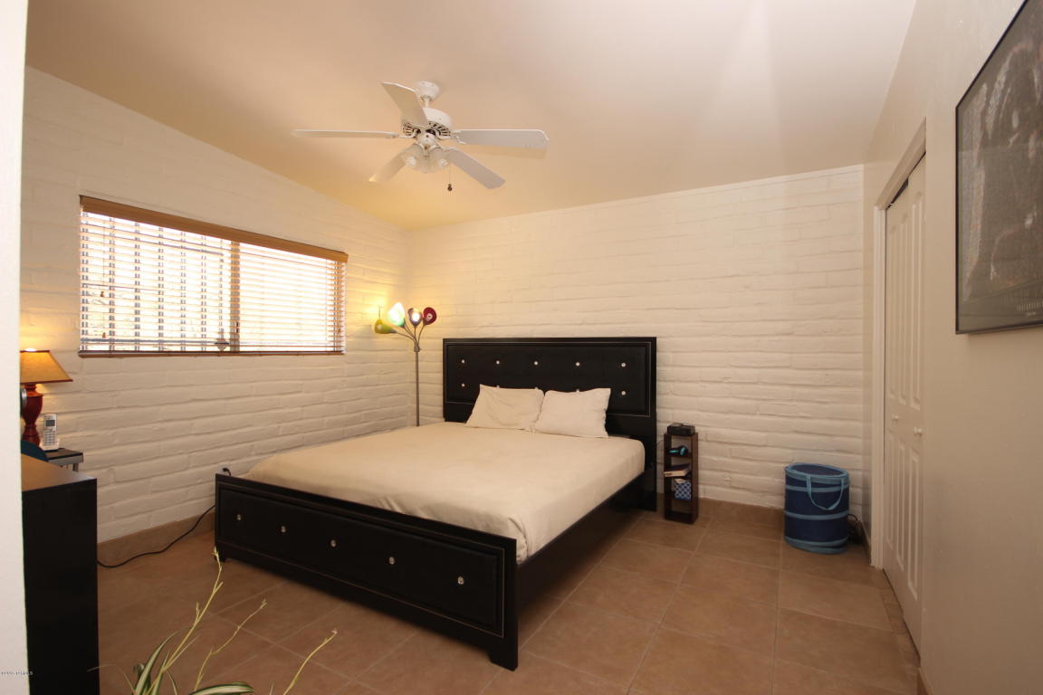 8240 E Rawhide Trl, Tucson, AZ 85750 photo 21