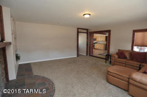 8626 E 4th St, Tucson, AZ 85710 photo 3