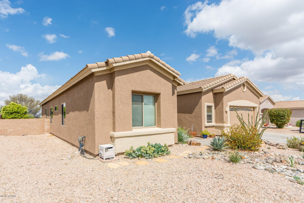 492 S Blue River Loop, Vail, AZ 85641 photo 2