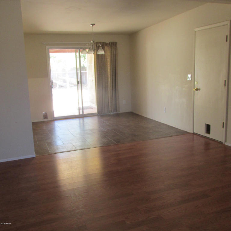 2124 E Bantam Rd, Tucson, AZ 85706 photo 3