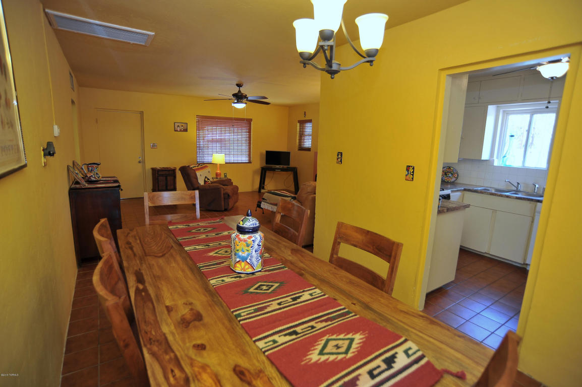 2008 E Copper St, Tucson, AZ 85719 photo 10