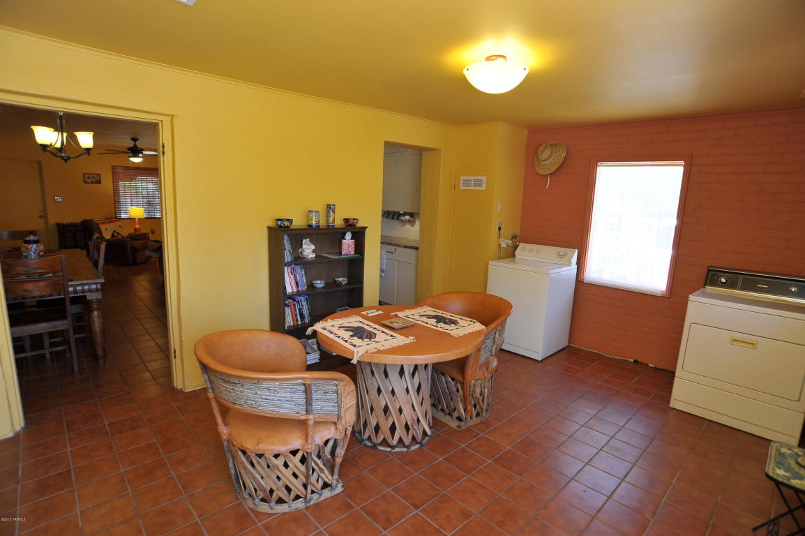 2008 E Copper St, Tucson, AZ 85719 photo 16