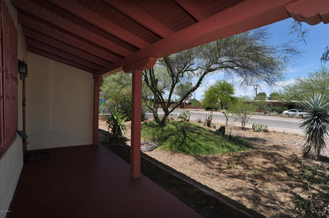 2008 E Copper St, Tucson, AZ 85719 photo 3