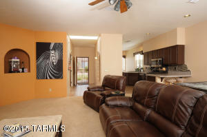 1515 E Painted Colt Loop, Tucson, AZ 85719 photo 9