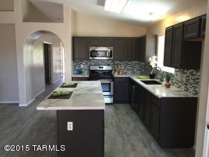 9081 Elderberry St, Tucson, AZ 85747 photo 5