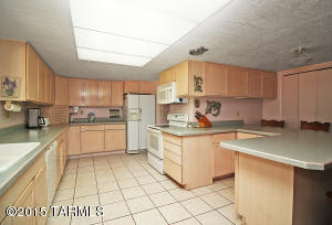 2129 N Donner Ave, Tucson, AZ 85749 photo 6