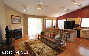 8972 N Eaglestone Loop, Tucson, AZ 85742 photo 11