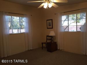 4332 E Holmes, Tucson, AZ 85711 photo 15