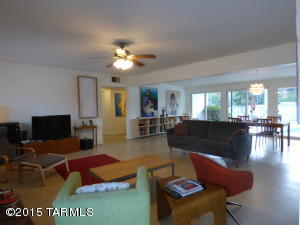 4358 E 13th Cir, Tucson, AZ 85711 photo 2